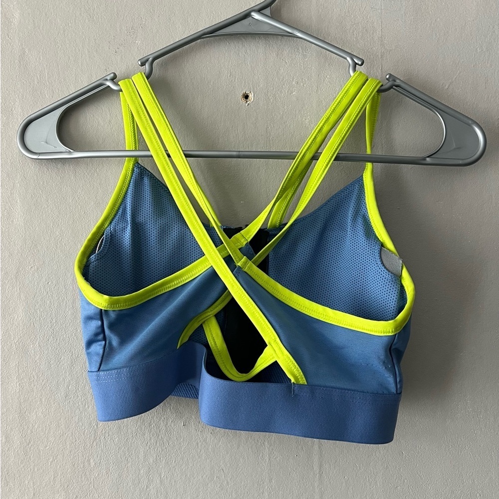 Nike Light Blue Front Zip Indy Sports Bra Size Medium - Picture 5 of 8